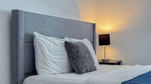 1 bedroom, iron/ironing board, WiFi, bed sheets - Hermoso Apartamento en Ponce con wifi y roku cerca de la plaza (Ponce Pueblo)