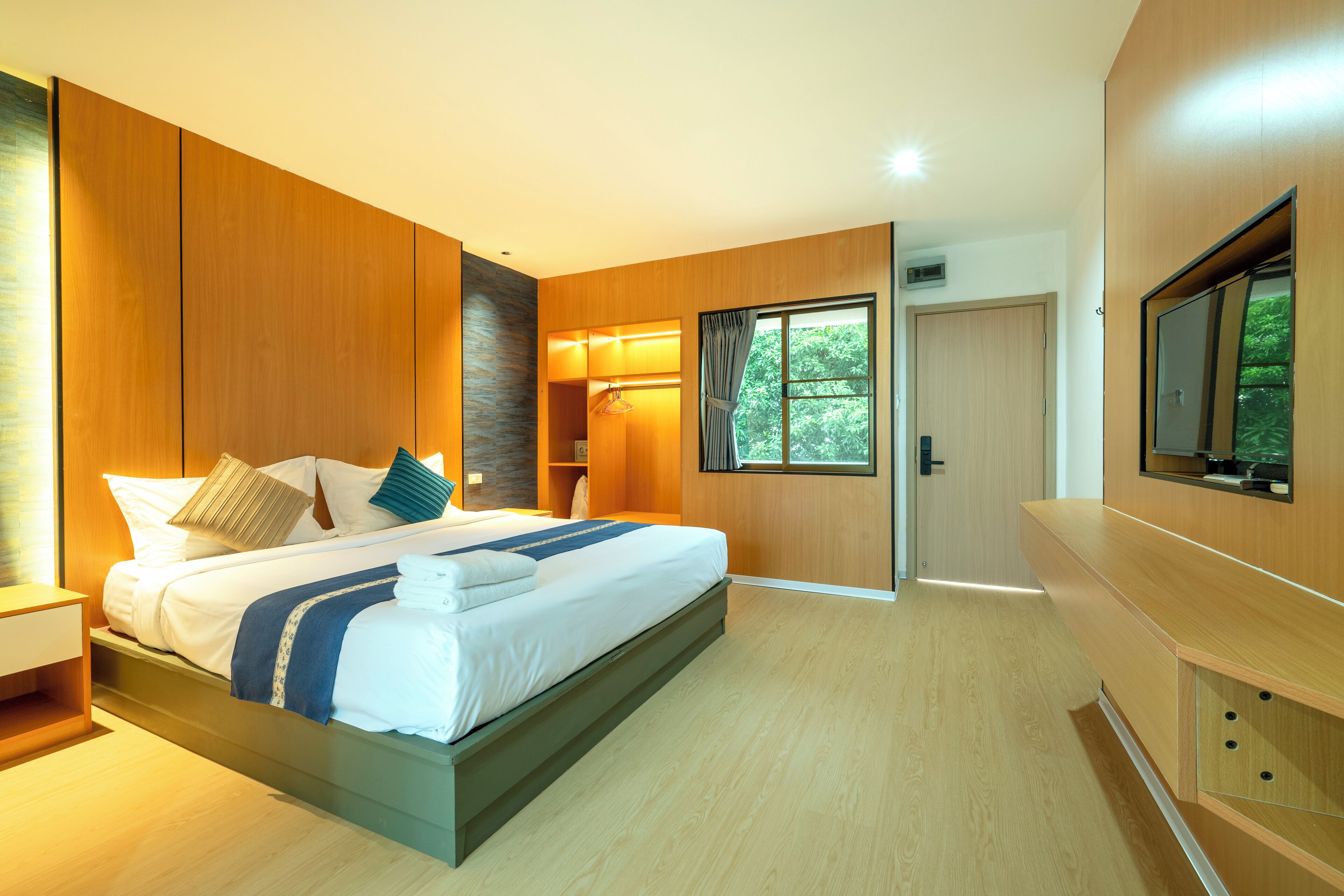 Senior Double Room | Premium bedding, pillow-top beds, in-room safe, individually decorated