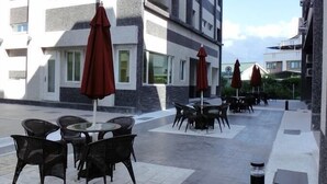 Ảnh chưa phân loại, 3 trong số 18 ảnh, nút