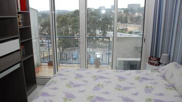 1 camera, ferro/asse da stiro, culla da viaggio, Wi-Fi gratuito