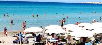 Villa esclusiva con piscina immersa nel verde 