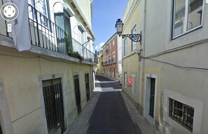 Exterior - Typical apartment in the center of Lisbon, near the historic center (Unknown)
