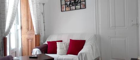 Smart-tv, dvd-spelare och ett musikbibliotek