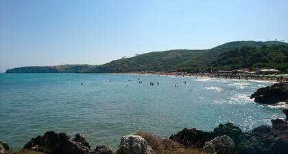 THE HOUSE ON THE BEACH in Peschici