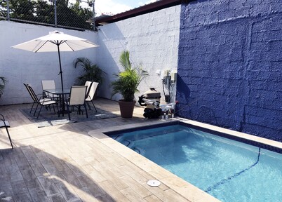 Edif. Araña # 102 - Esto es todo Puerto Rico