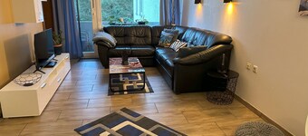 Modern Apartment with free WIFI and Netflix