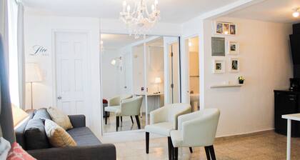 Apartamento estudio a minutos de la plaza de Ponce con Wifi cocina completa 201