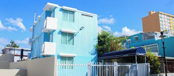 Edif. Chandelier # 201 - C'est Porto Rico