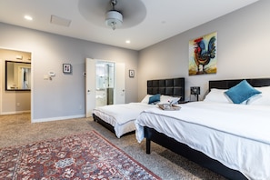 3 slaapkamers, een strijkplank/strijkijzer, wifi, beddengoed