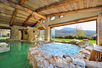 Colle dell'Asinello, luxury villa &  pool heating 31 C°, & wellness h24-Umbria-
