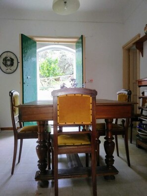 Dineren