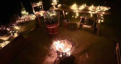 Suunnitteluun suuntautunut historiallinen maalaistalo (285 m²) - ihanteellinen PERHEKOKOUS