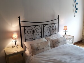 6 多间卧室、熨斗/熨衣板、旅行婴儿床、免费 WiFi