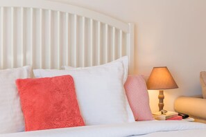 1 Schlafzimmer, Schreibtisch, Bügeleisen/Bügelbrett, WLAN