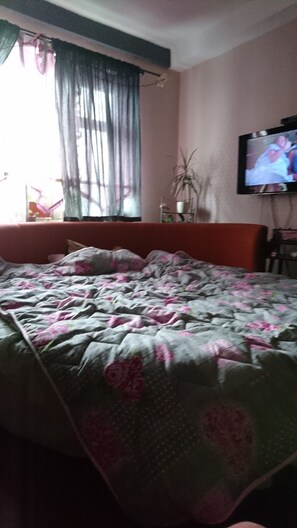 Interior - Comfortable apartment near the International Exhibition Center and  metro. (Київ)