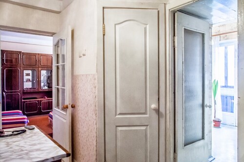 Comfortable apartment near the International Exhibition Center and  metro.