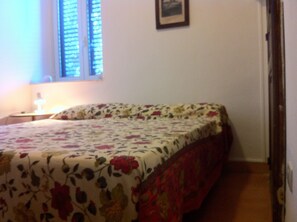 3 bedrooms, travel crib, free WiFi, bed sheets - Relaxing Holiday Home, Family friendly (Sciacca)