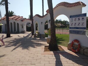 Property grounds - Modern Apartment with Free Wifi (Dénia)