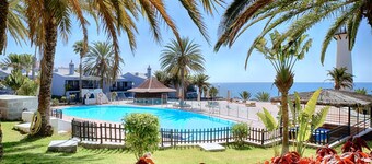Apartamento de lujo frente a la playa con 2 dormitorios