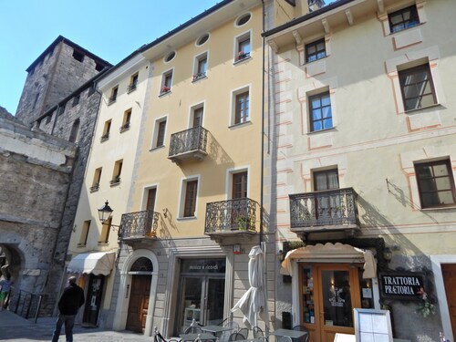 APARTMENT by PAOLO LOVE AOSTA HISTORIC CENTER 