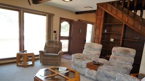 Living area - Timberline (Ruidoso)