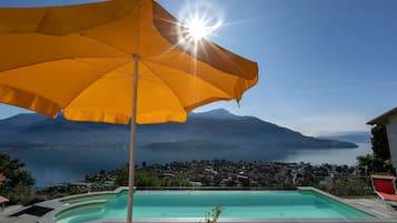 Alberca al aire libre