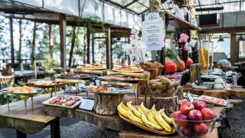 Daily to-go breakfast for a fee