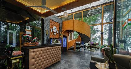 Kasauli Hills Resort