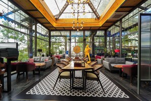 Bar (en el alojamiento)