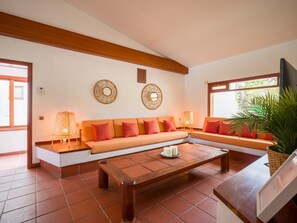 TV, fireplace, table football, ping pong