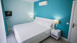 7 bedrooms, iron/ironing board, travel crib, free WiFi