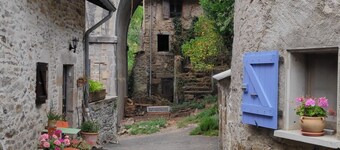 Thyme Holiday home, Lovely converted Pigeonnier, self-catering holidays, Tarn,