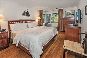 3 bedrooms, iron/ironing board, travel cot, free WiFi