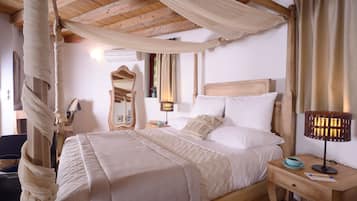 1 bedroom, in-room safe, desk, iron/ironing board