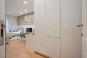 Interior - Liiiving in Porto | Downtown Luxury Apartment 0T (Porto)