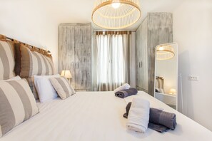 1 bedroom, in-room safe, iron/ironing board, WiFi - Olive Mykonos Villas - Maisonette Villa                                         (Άνω Μέρα)