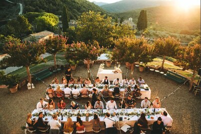 Exclusive Villa 18th century, with pool. Fine winery in Chianti central Tuscany