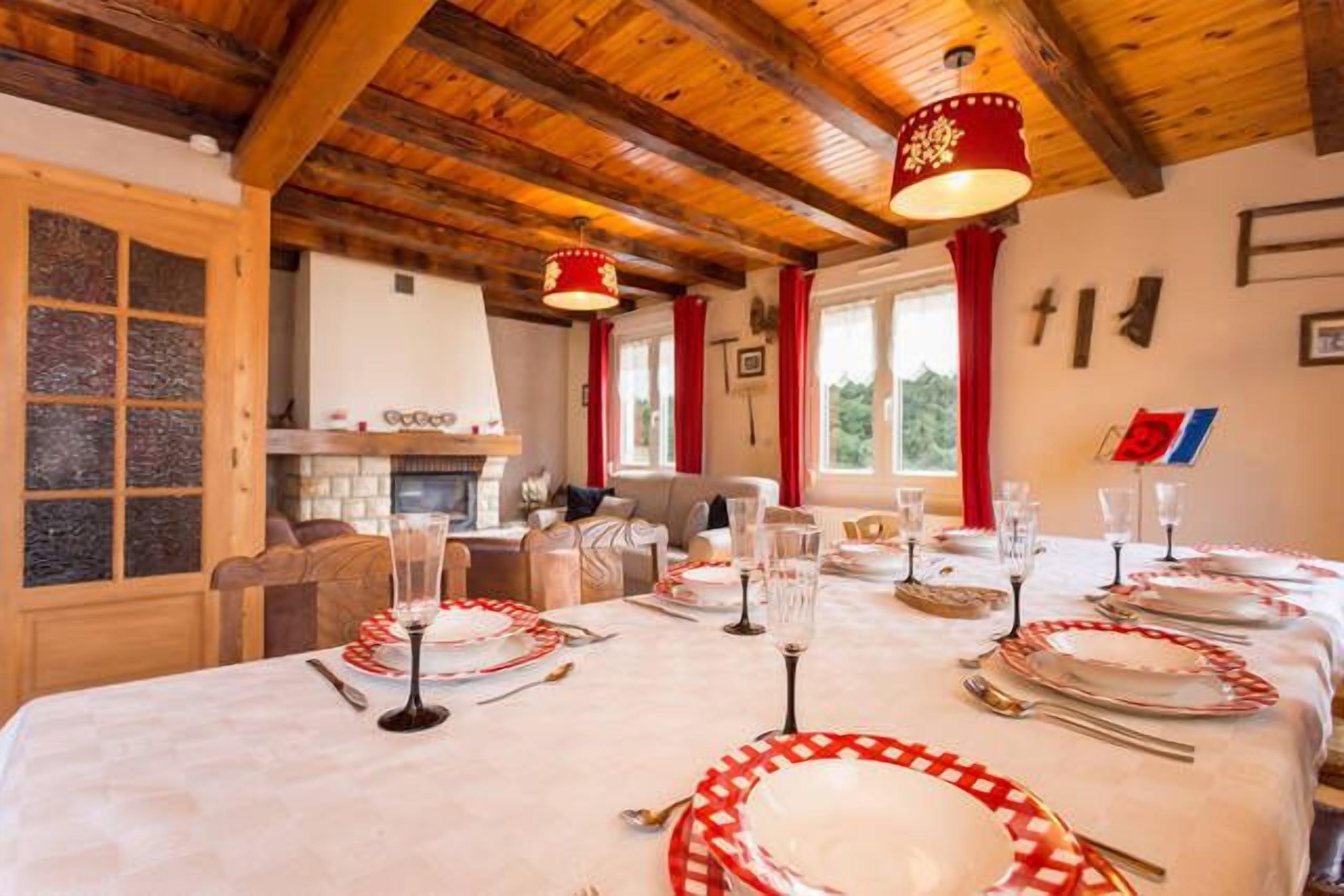 Salle à manger et salon
