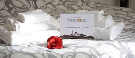 2 makuuhuonetta, silitysrauta/-lauta, vauvan matkasänky, ilmainen Wi-Fi