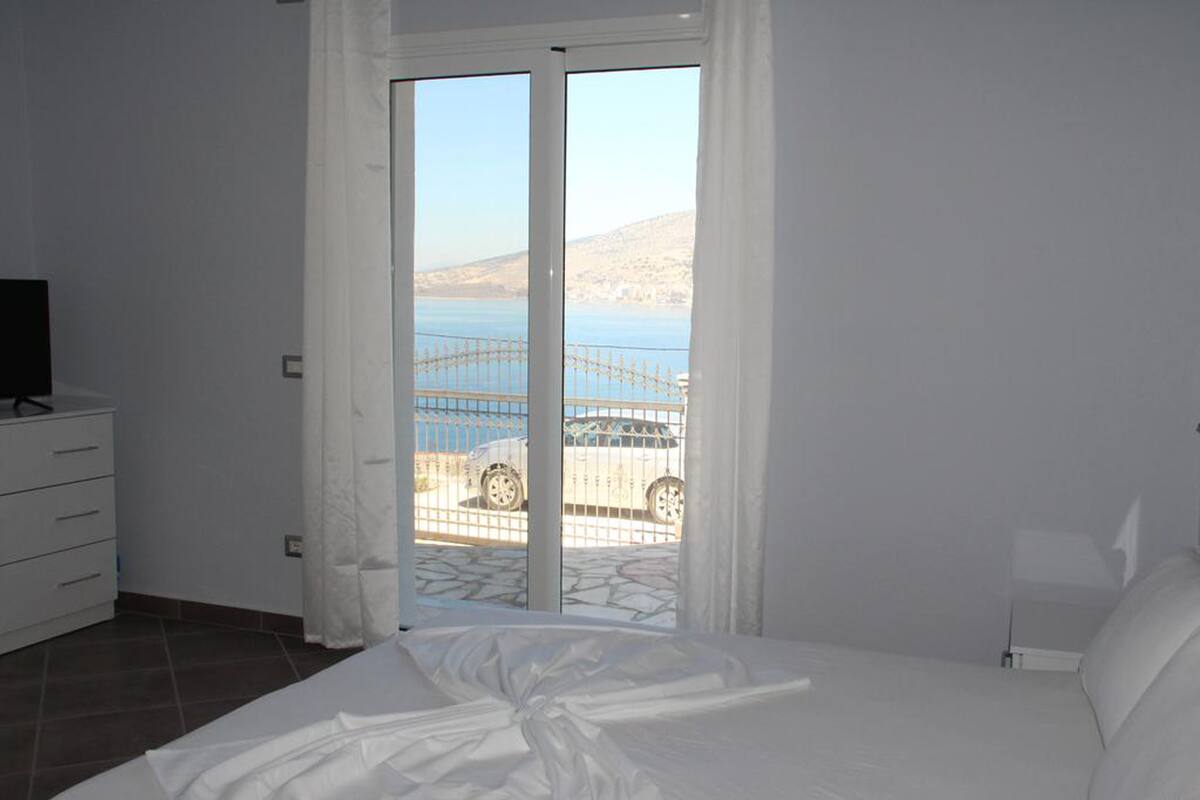 Apartment, Ground Floor | 1 bedroom, desk, iron/ironing board, WiFi (free)