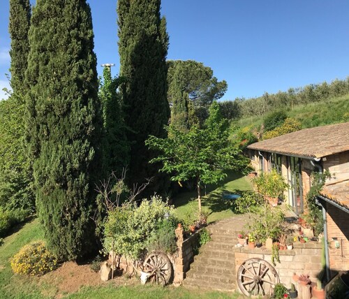 Romantische Wohnung, mit Aussicht ĂŒber das Tibertal