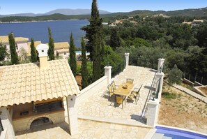 Deluxe-huvila, 5 makuuhuonetta, merinäköala | Näkymä huoneesta