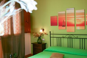 1 室のベッドルーム、WiFi、ベッドシーツ