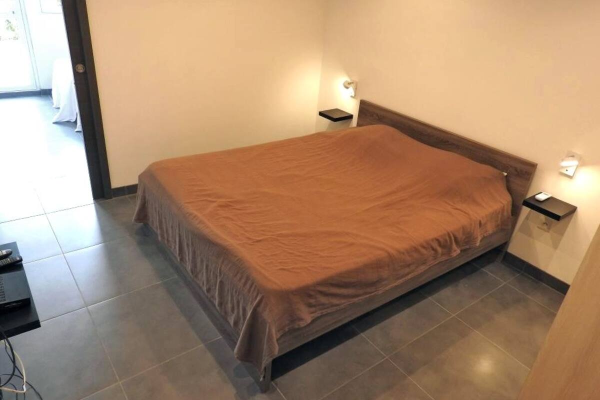 Appartement (R4) | Rideaux occultants, fer et planche à repasser, Wi-Fi gratuit