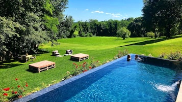 Piscine extérieure