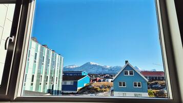 Premium bedding, down comforters, pillowtop beds, in-room safe