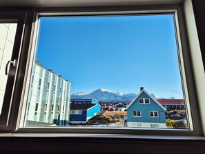 Premium bedding, down duvets, pillow-top beds, in-room safe