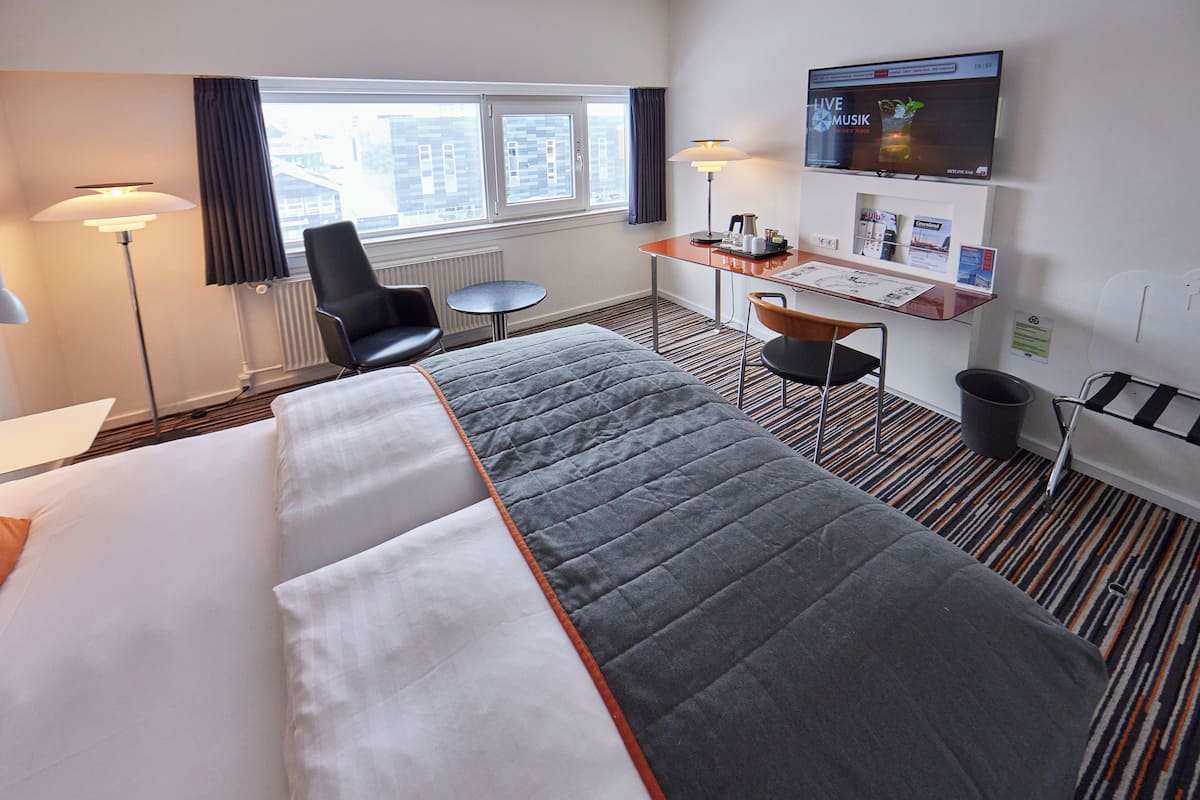 double deluxe | 1 bedroom, premium bedding, down duvets, pillow-top beds