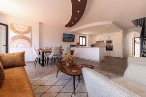 Smart TV, offices