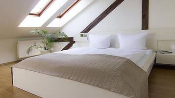 Comfort-Apartment (I) | 1 Schlafzimmer, Allergikerbettwaren, Schreibtisch, Verdunkelungsvorhänge